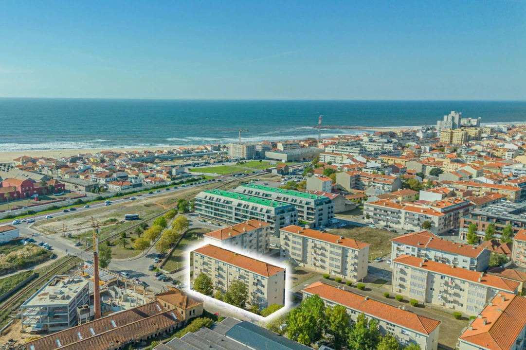 Apartamento T3 para Venda em Espinho Foto 11