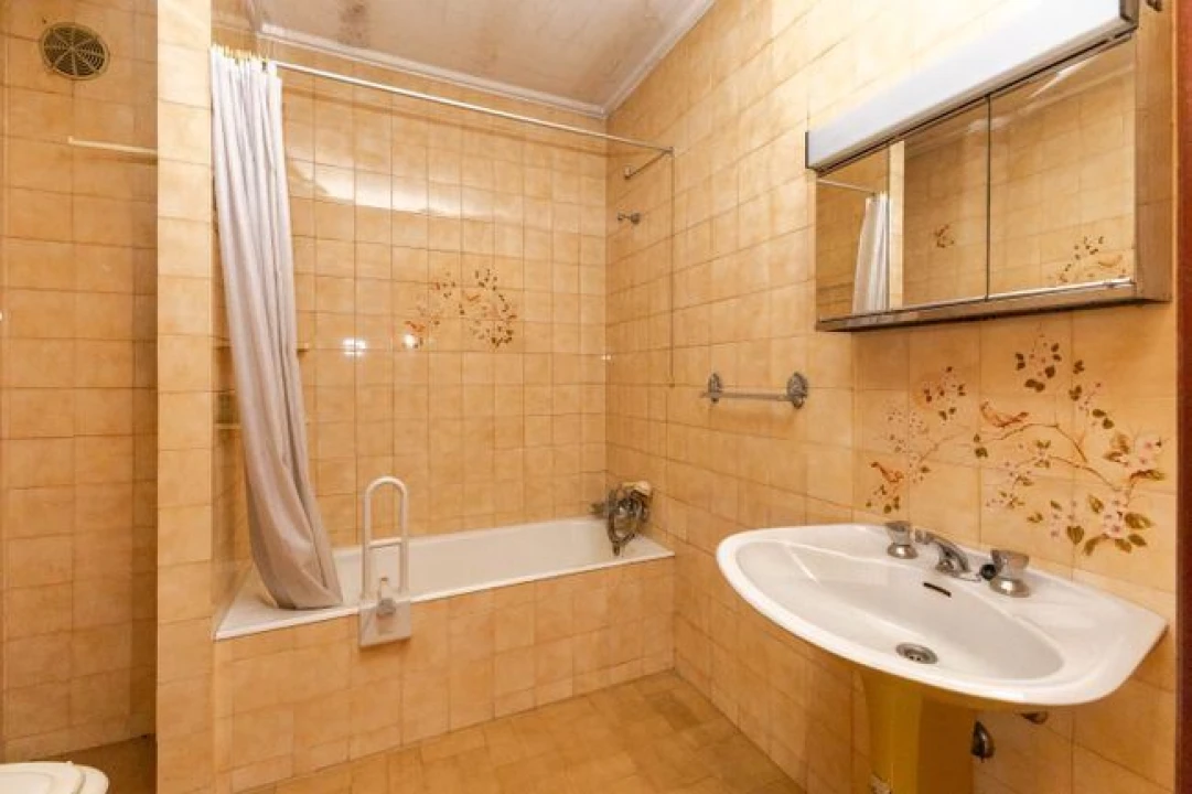 Apartamento T3 para Venda em Espinho Foto 9
