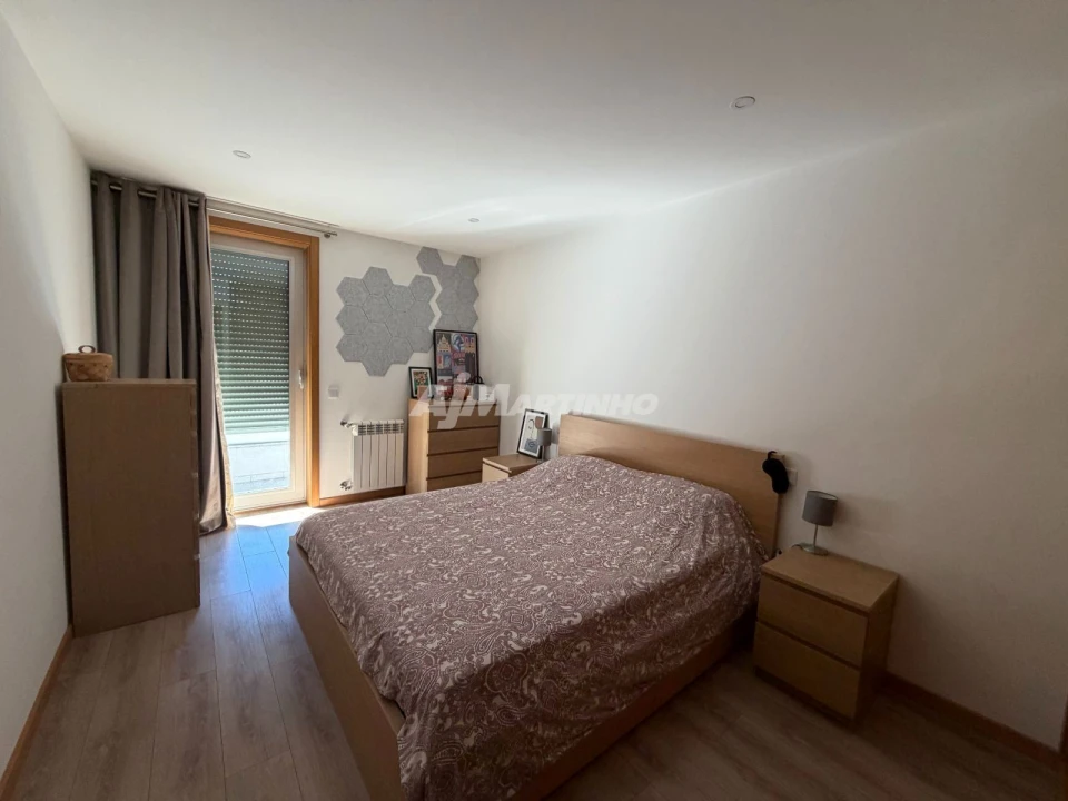 Apartamento T1 para Arrendamento em Paranhos Foto 7