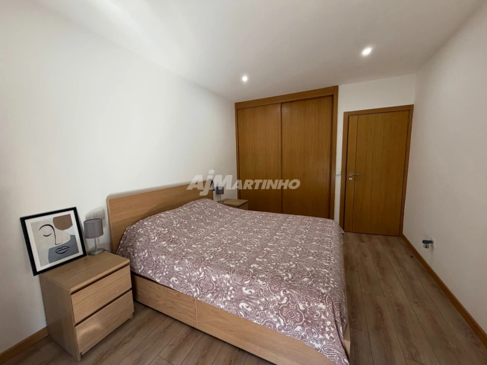 Apartamento T1 para Arrendamento em Paranhos Foto 8