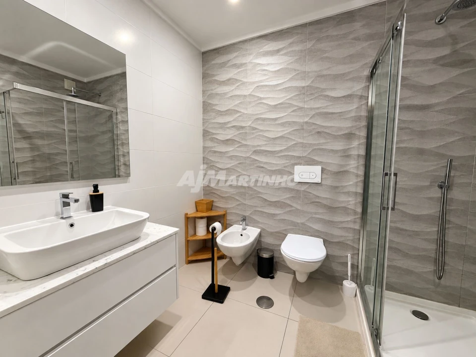 Apartamento T1 para Arrendamento em Paranhos Foto 7