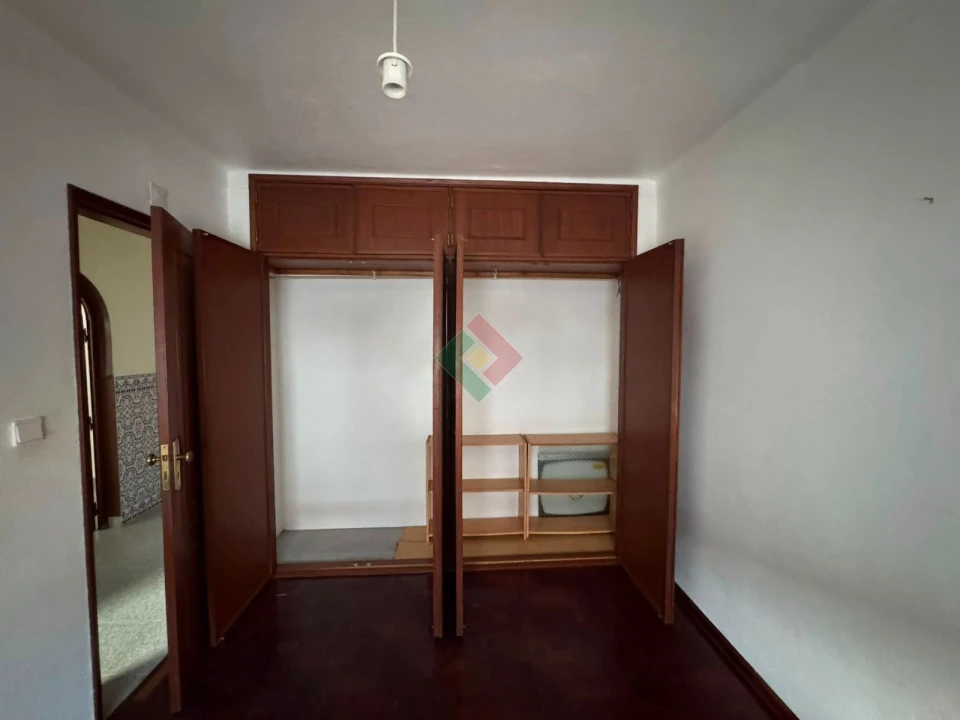 Apartamento T3 para Venda em Sé e São Lourenço Foto 14