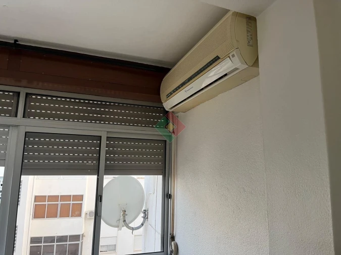 Apartamento T3 para Venda em Sé e São Lourenço Foto 5
