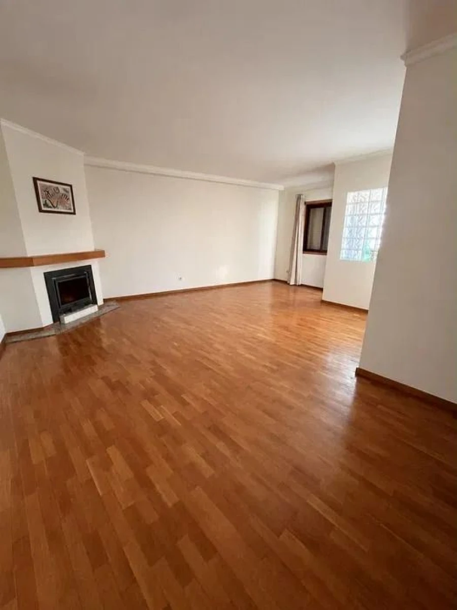 Apartamento T2 para Arrendamento em Gondomar (São Cosme), Valbom e Jovim Foto 2