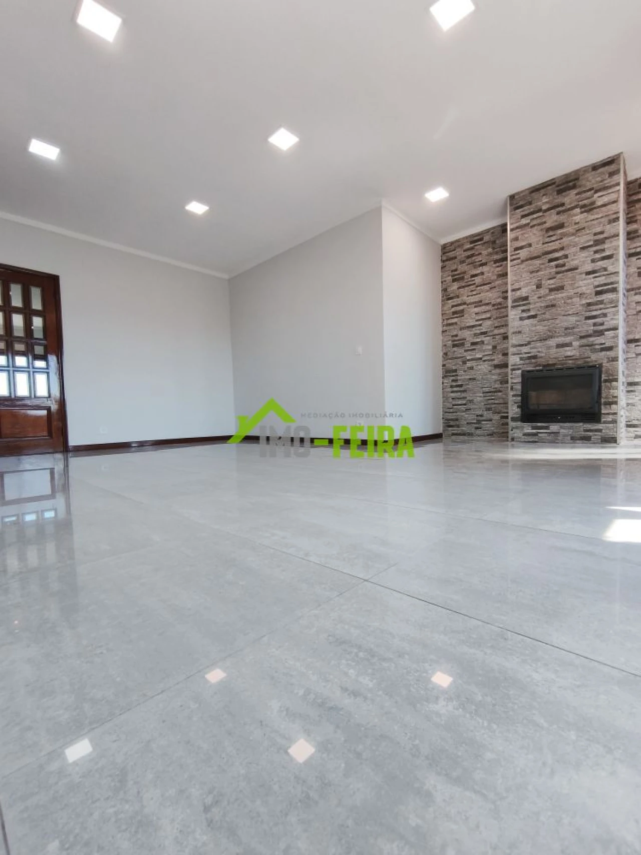 Apartamento T3 para Venda em Paços de Brandão Foto 13
