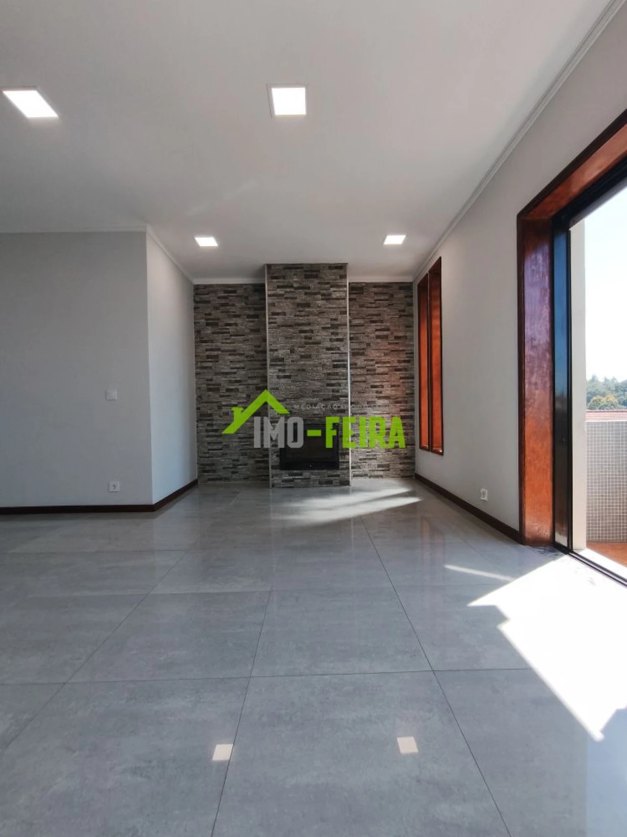 Apartamento T3 para Venda em Paços de Brandão Foto 12