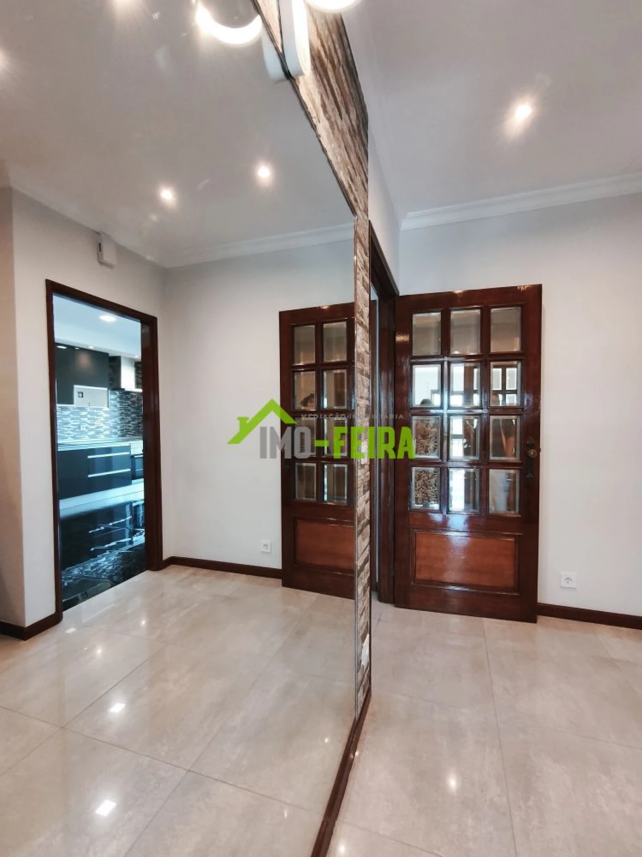 Apartamento T3 para Venda em Paços de Brandão Foto 3