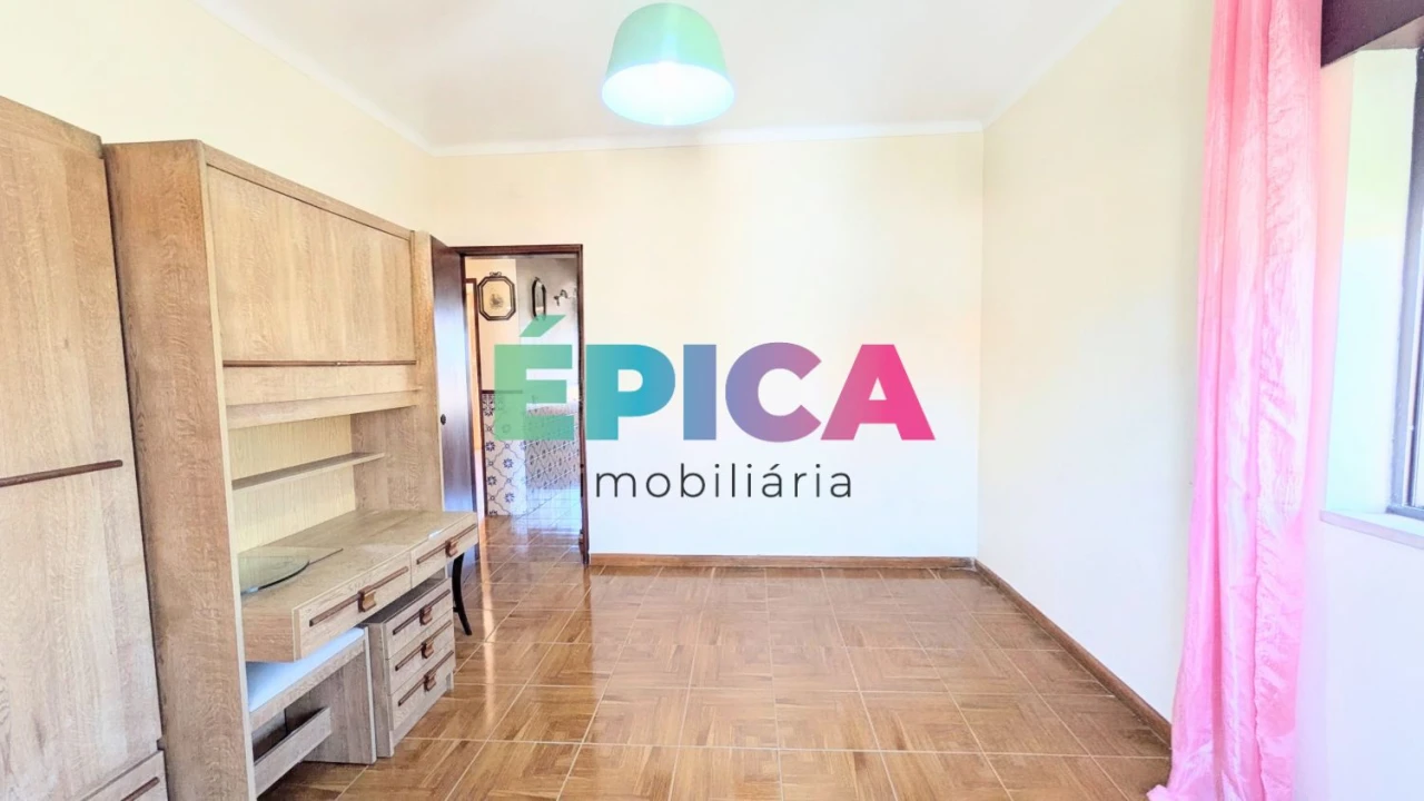 Moradia T5 para Venda em São João Baptista Foto 42