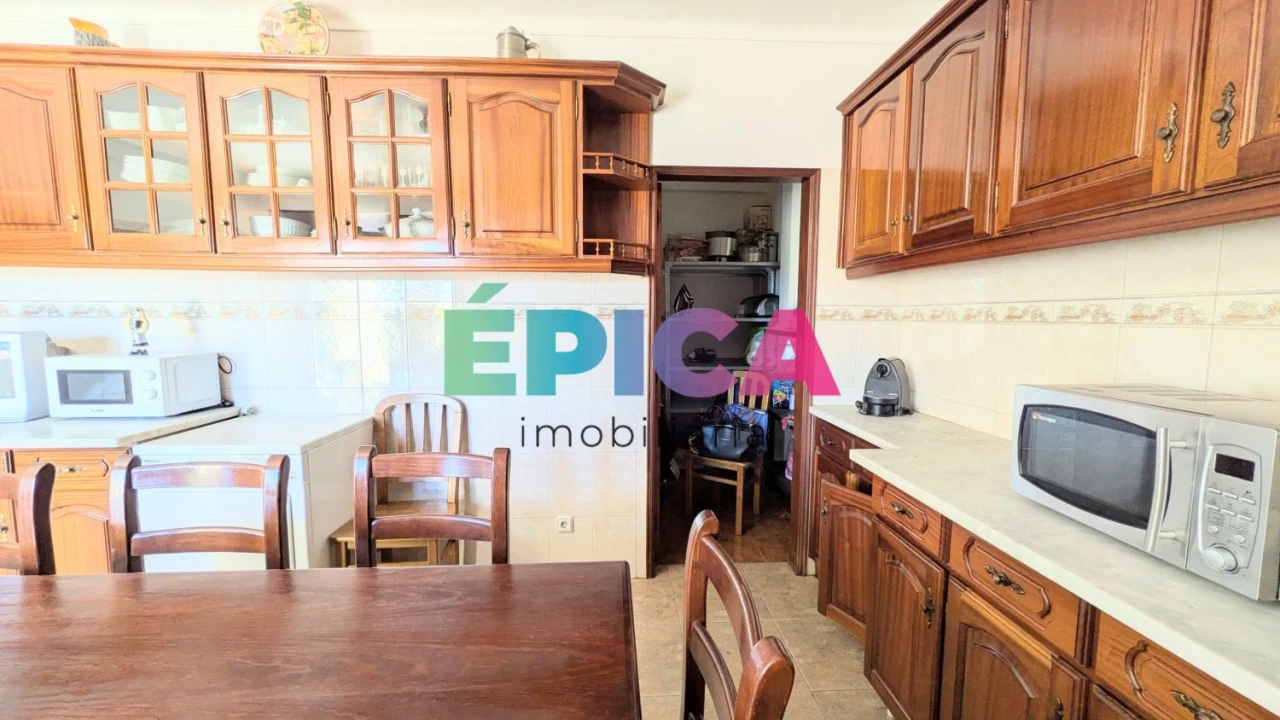 Moradia T5 para Venda em São João Baptista Foto 19