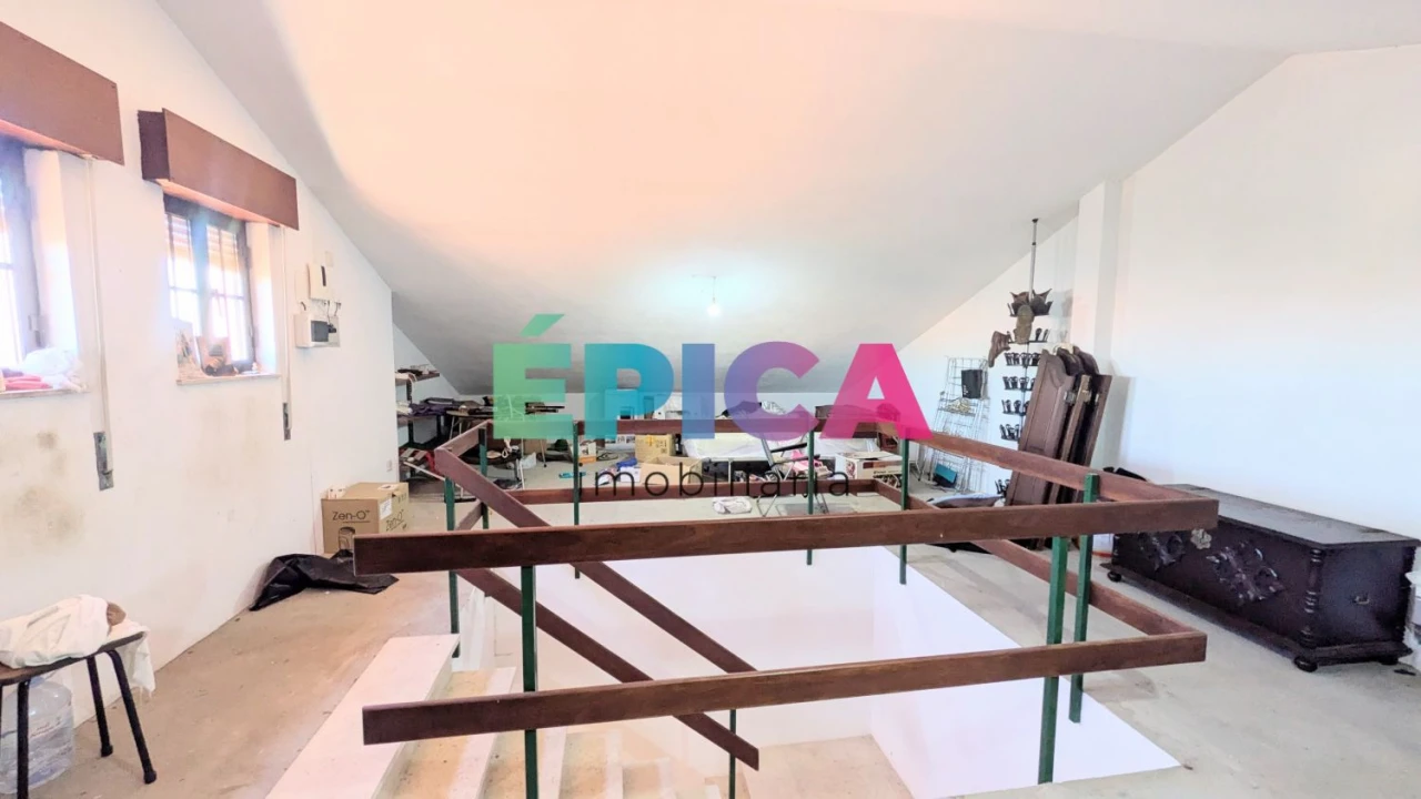 Moradia T5 para Venda em São João Baptista Foto 46
