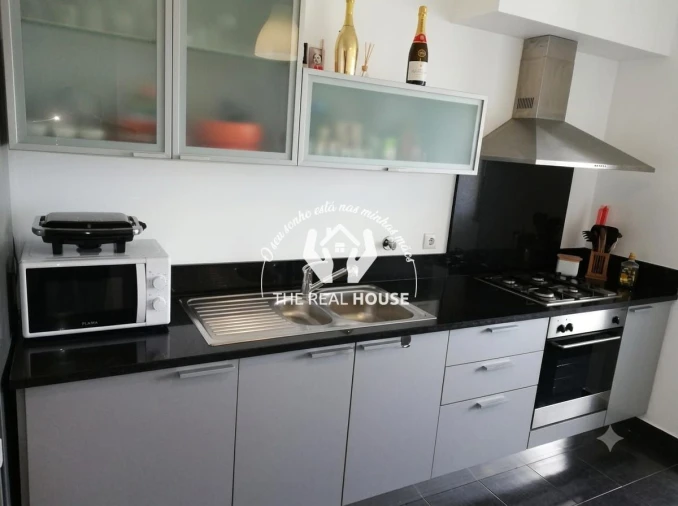 Apartamento T2 para Venda em Caniço Foto 5