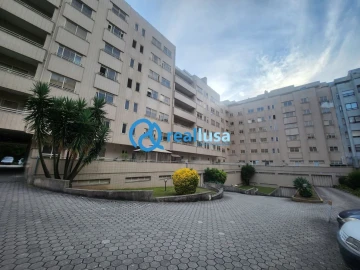 Apartamento T1 para Venda em Mafamude e Vilar do Paraíso