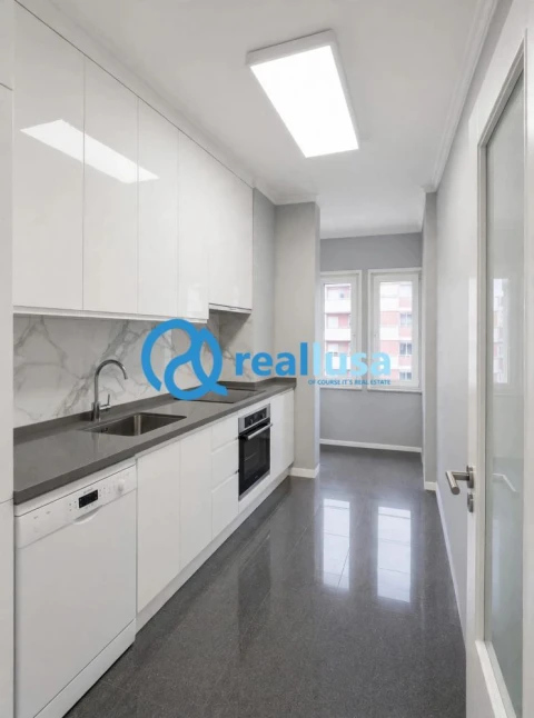 Apartamento T1 para Venda em Mafamude e Vilar do Paraíso