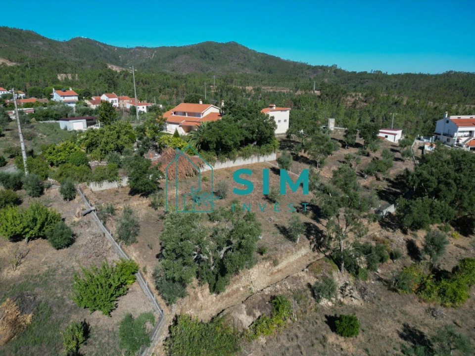 Terreno para Venda em Vila de Rei Foto 6