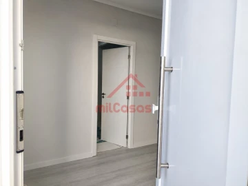Loja para Venda em Loures