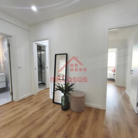 Apartamento T3 para Venda em Benfica