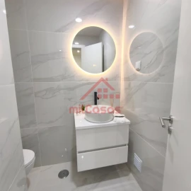 Apartamento T3 para Venda em Benfica