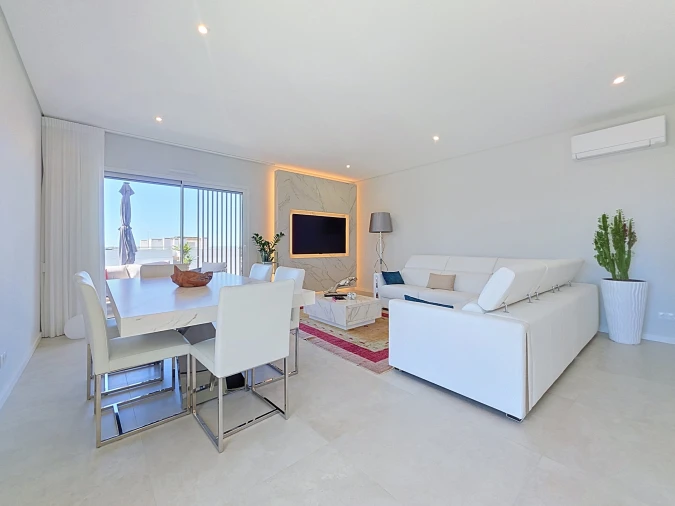 Apartamento T3 para Venda em Portimão Foto 5