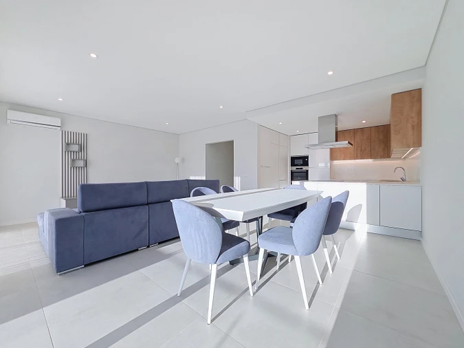 Apartamento T2 para Venda em Portimão Foto 2