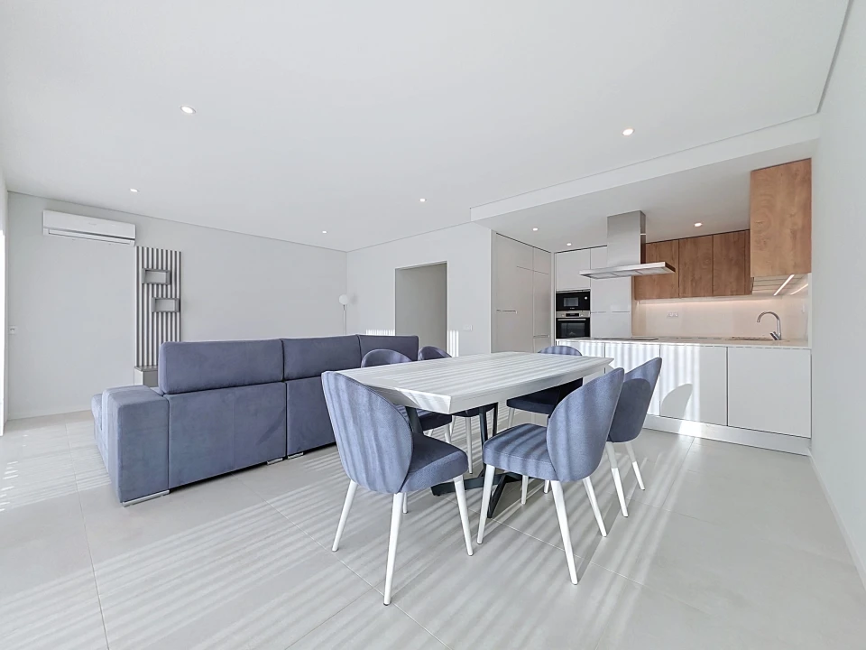 Apartamento T2 para Venda em Portimão Foto 16