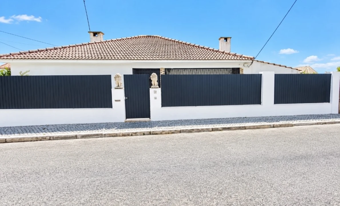 Moradia T3 para Venda em São Domingos de Rana Foto 6
