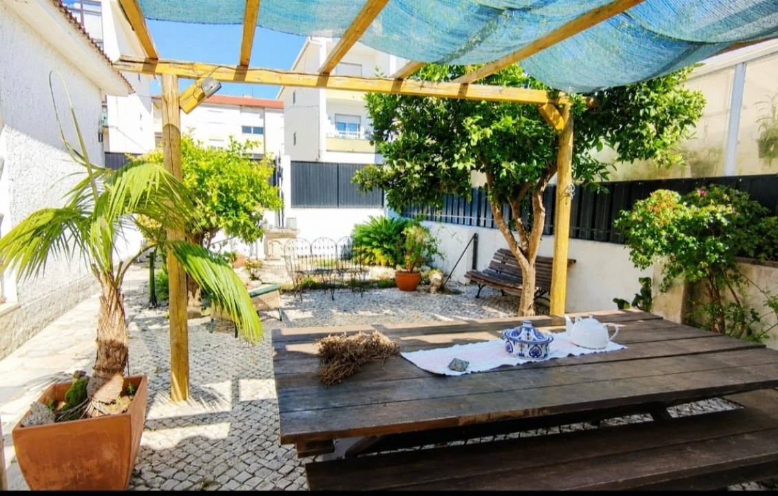 Moradia T3 para Venda em São Domingos de Rana Foto 1