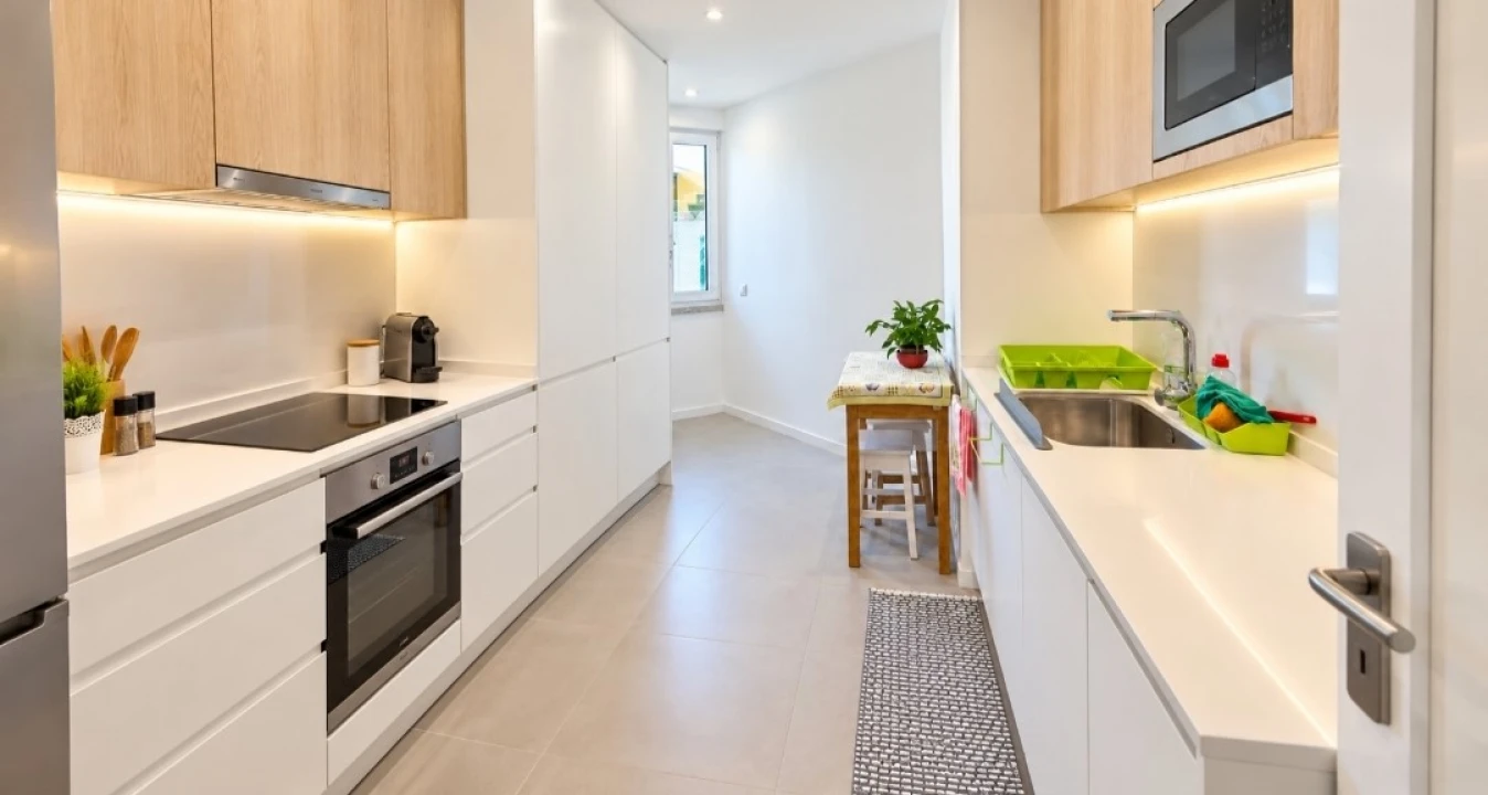 Apartamento T2 para Venda em Benfica Foto 3