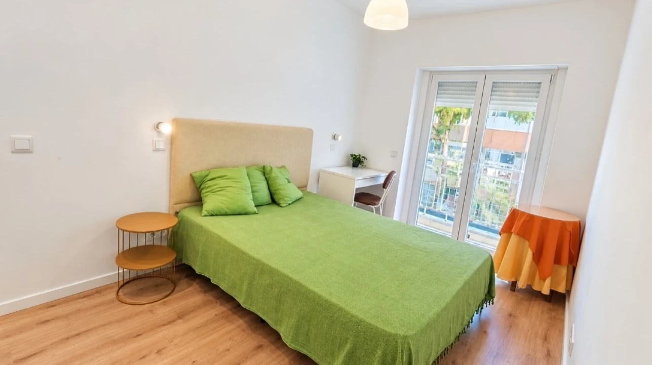 Apartamento T2 para Venda em Benfica Foto 16