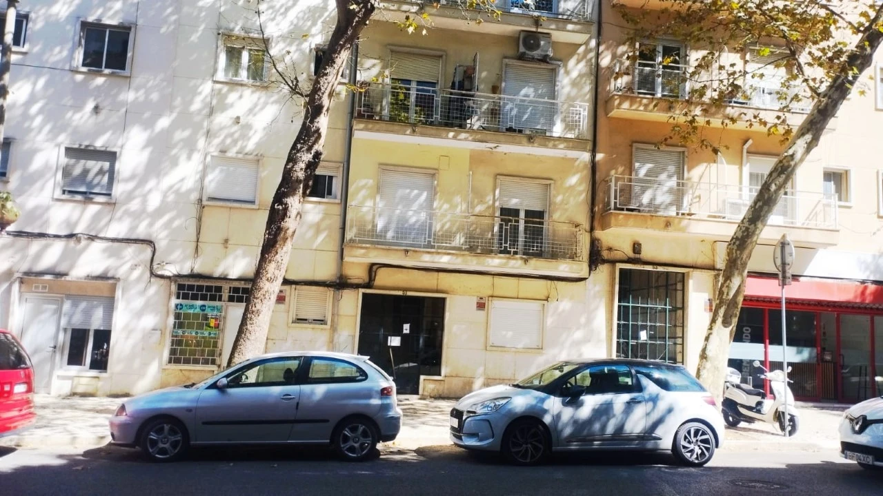 Apartamento T2 para Venda em Benfica Foto 22