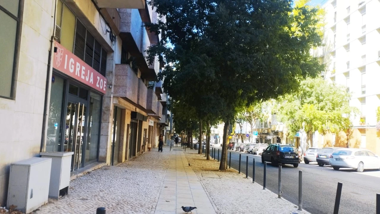 Apartamento T2 para Venda em Benfica Foto 23