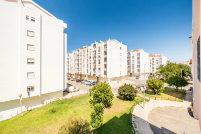 Apartamento T2 para Venda em Rio de Mouro