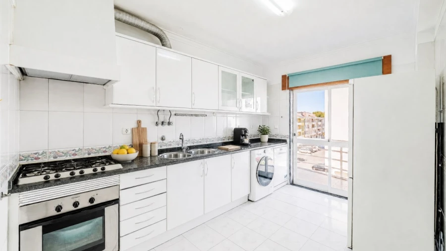 Apartamento T2 para Venda em Rio de Mouro