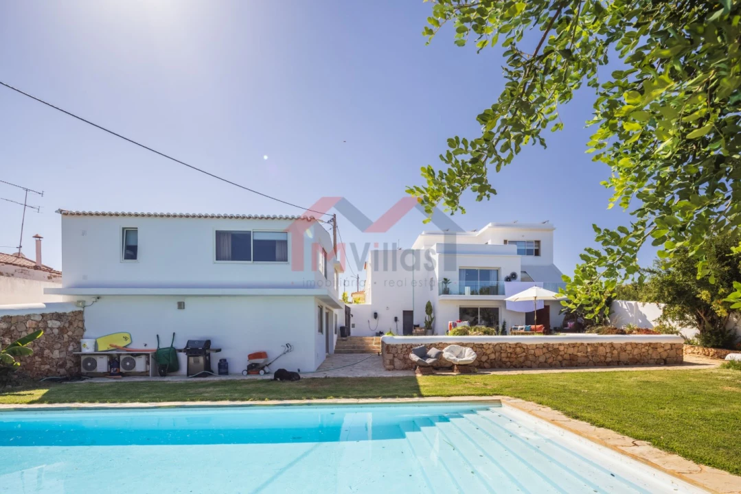 Moradia T5 para Venda em Boliqueime Foto 18