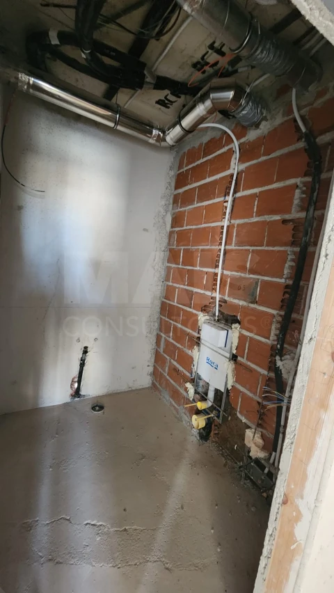 Apartamento T2 para Venda em Oeiras e São Julião da Barra, Paço de Arcos e Caxias