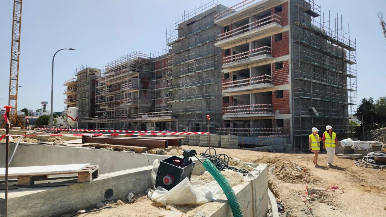 Apartamento T2 para Venda em Oeiras e São Julião da Barra, Paço de Arcos e Caxias Foto 11