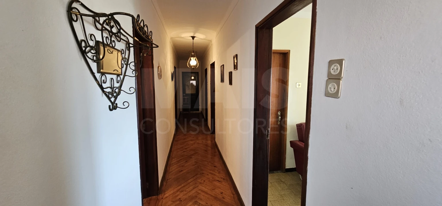Moradia T3 para Venda em Pero Viseu Foto 10