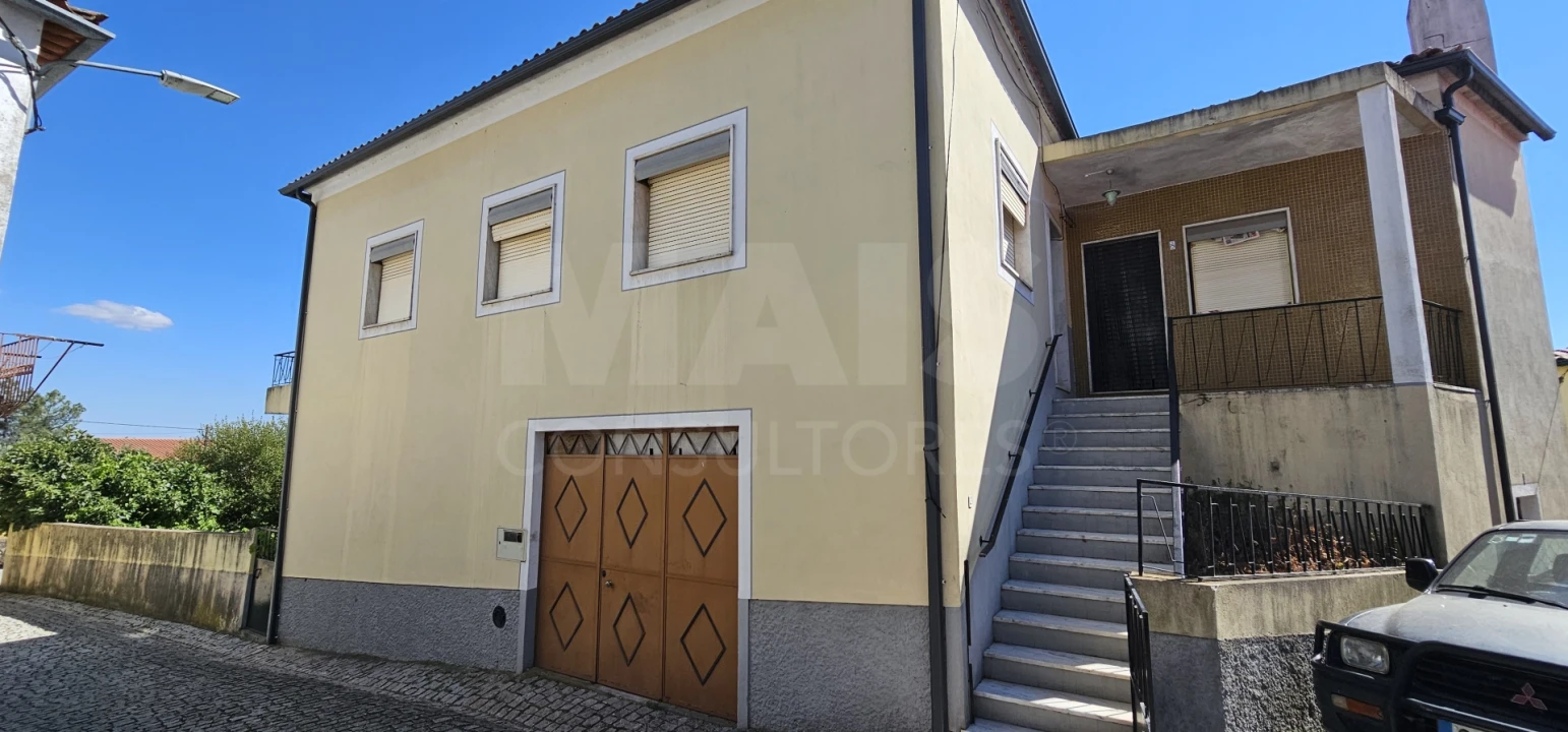 Moradia T3 para Venda em Pero Viseu Foto 7