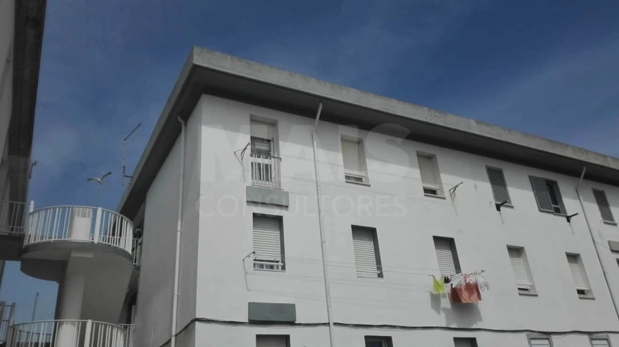 Apartamento T2 para Venda em Peniche Foto 9