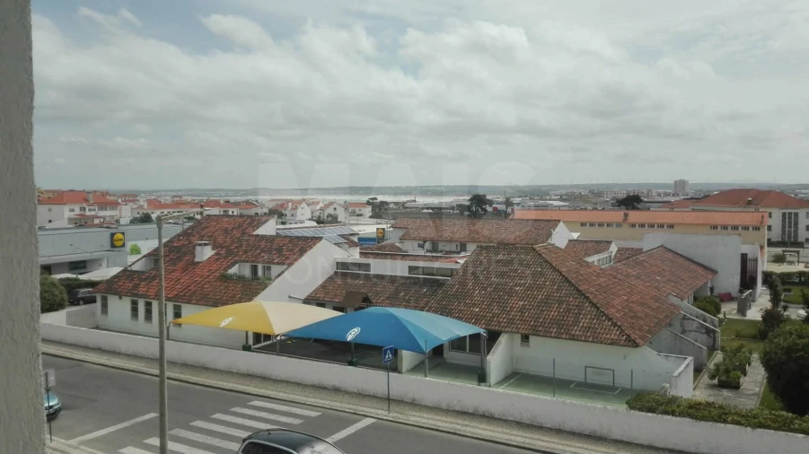 Apartamento T2 para Venda em Peniche Foto 5