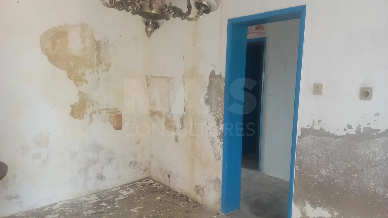 Moradia T2 para Venda em Branca Foto 6