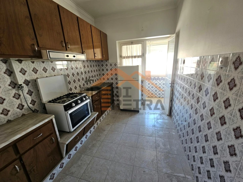 Apartamento T1 para Venda em Almada, Cova da Piedade, Pragal e Cacilhas Foto 1