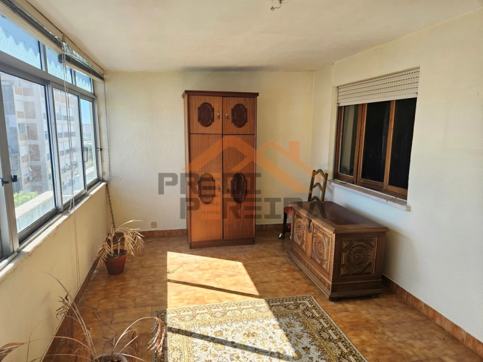 Apartamento T1 para Venda em Almada, Cova da Piedade, Pragal e Cacilhas Foto 9
