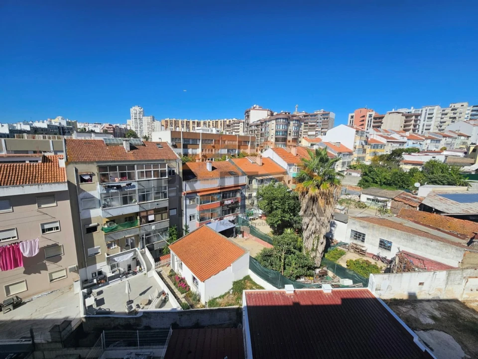 Apartamento T1 para Venda em Almada, Cova da Piedade, Pragal e Cacilhas Foto 25