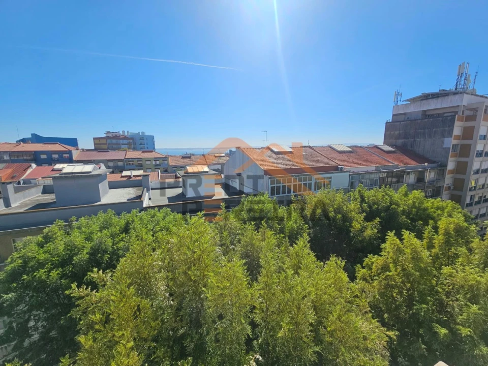Apartamento T1 para Venda em Almada, Cova da Piedade, Pragal e Cacilhas Foto 26