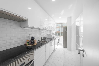 Apartamento T1 para Venda em Águas Livres