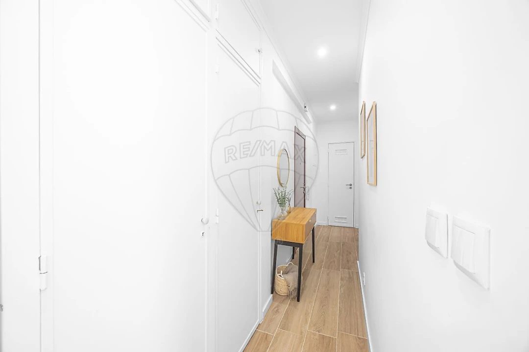 Apartamento T1 para Venda em Águas Livres Foto 6