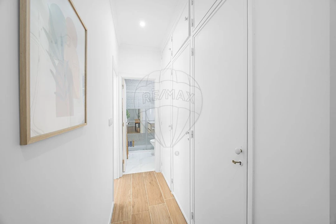 Apartamento T1 para Venda em Águas Livres Foto 7
