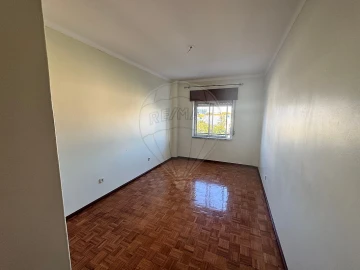 Apartamento T2 para Venda em Marvila, Ribeira Santarém, São Salvador, São Nicolau