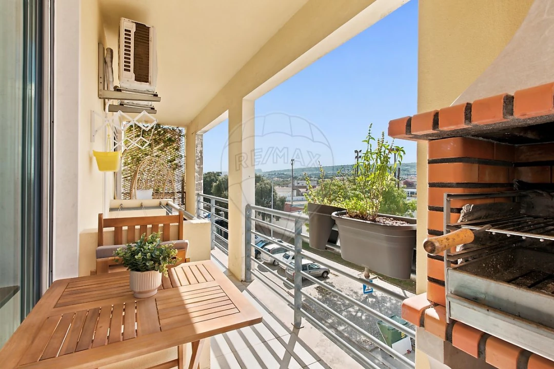 Apartamento T3 para Venda em Quinta do Anjo Foto 19