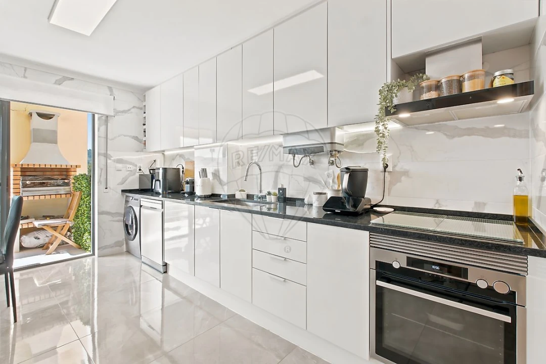 Apartamento T3 para Venda em Quinta do Anjo Foto 17